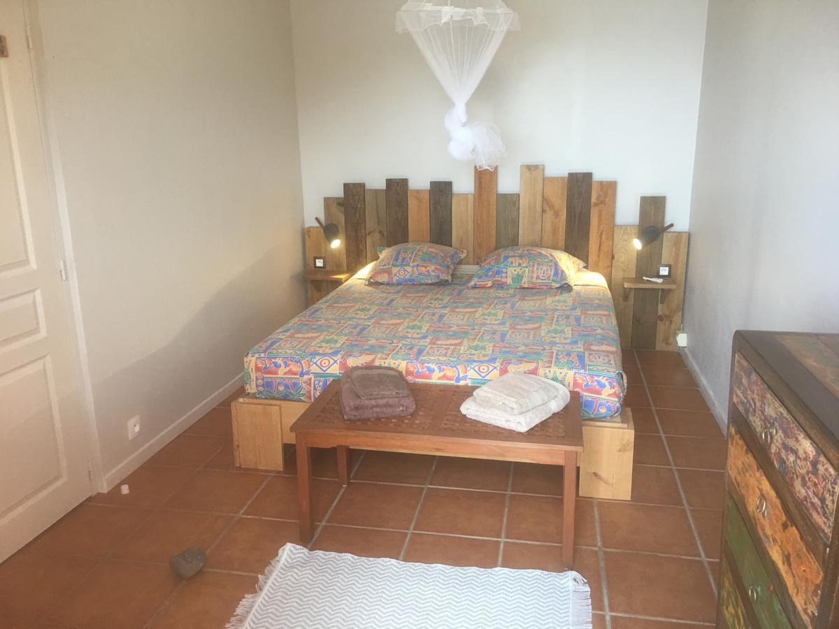 Gites La Nantillaise Bouillante Kültér fotó